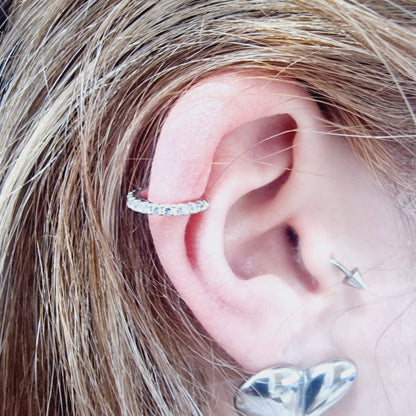 Brincos ear cuff Super brilho